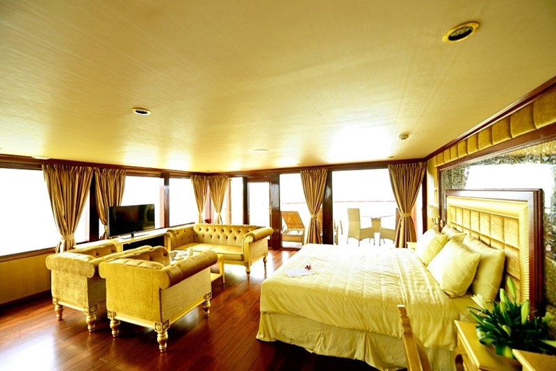 Du thuyền Golden Cruise